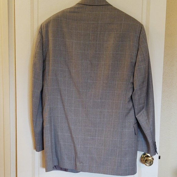 Gray two piece Earvin Magic Johnson men's suit - Picture 4 of 8